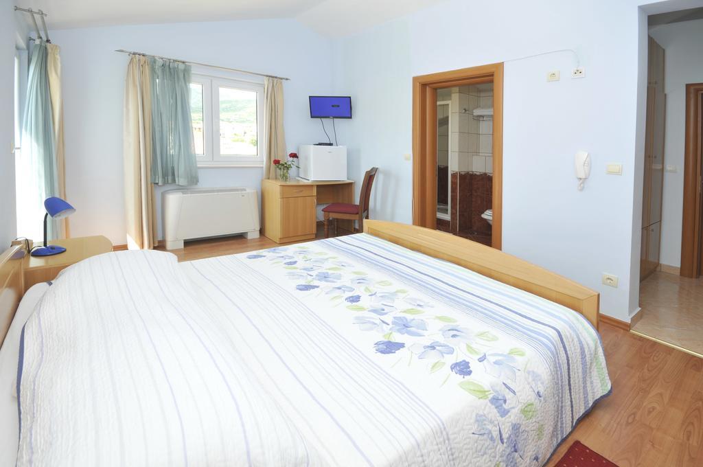 Apartments Villa Lida Trogir Eksteriør billede
