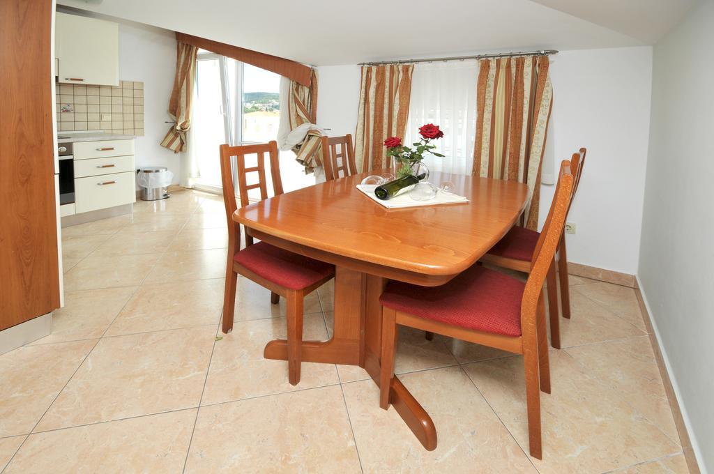 Apartments Villa Lida Trogir Eksteriør billede