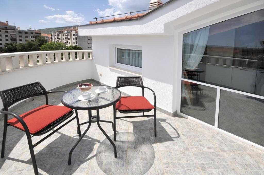 Apartments Villa Lida Trogir Eksteriør billede